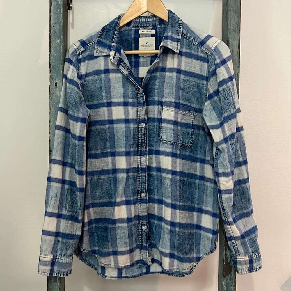 American Eagle Plaid Shirt - Size M